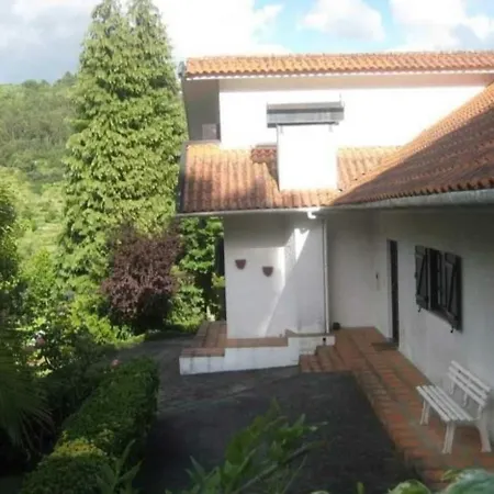 Villa Estrada Nacional N225 4550-412, Aveiro, Portugal *